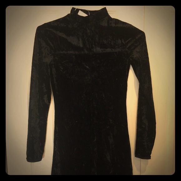 Urban Outfitters Dresses & Skirts - NWT Urban Outfitters velvet mock neck mini dress